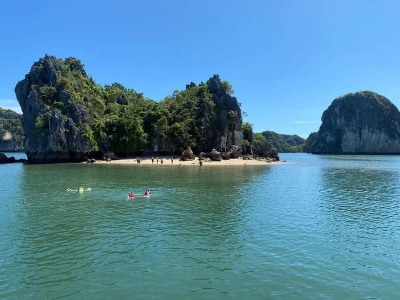 Half day Lan Ha Bay : Boat Trip , Kayaking,Snorkel - What the private format really gives you