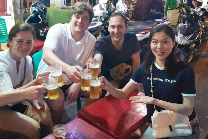 Half-Day Mindfulness Meditation Retreat in Hanoi - Releasing animals and sharing a grateful meal