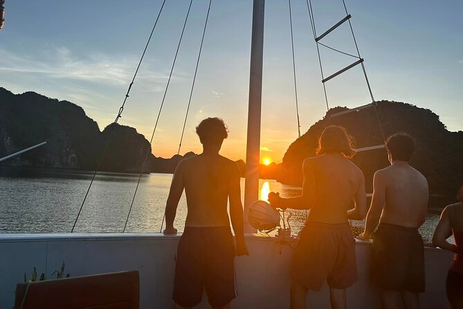 Halong Bay 2 Day Luxury Cruise 6 Star - Key points at a glance