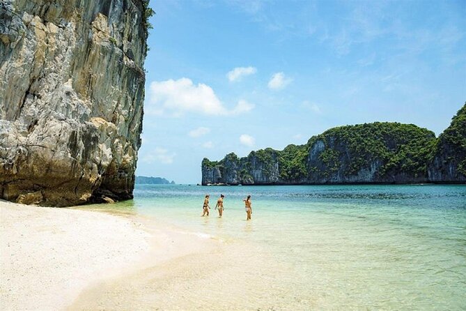 Halong Bay 2 Day Luxury Cruise 6 Star - Luon Cave by kayak or bamboo boat