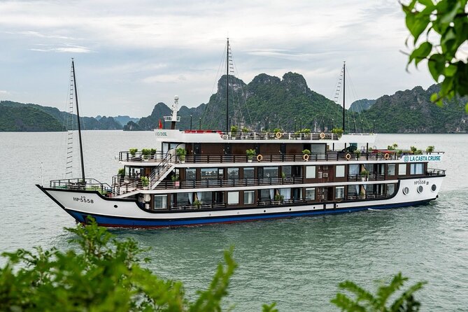 Halong Bay 2D1N Cruise multi options, transfer, swim and kayaking - Leaving Hanoi by expressway
