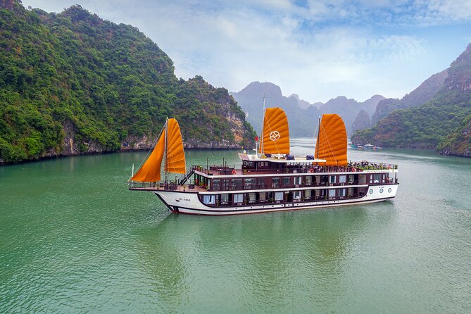 Halong Bay 3 days 2 nights on PEONY CRUISES 5 Stars LUXURY - Viet Hai Village and the second day on the bay