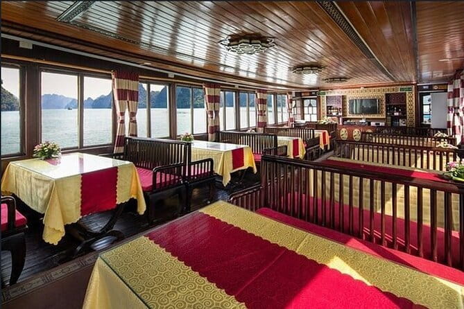 Halong bay 4 hours boat tour from Halong city with 2 caves, kayak - Thien Cung Cave: dramatic shapes and a serious stair count