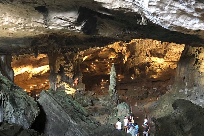 Halong Bay Cruise With Cave, Kayaking, Swimming - Buffet Lunch - What this Ha Long Bay day trip is really like