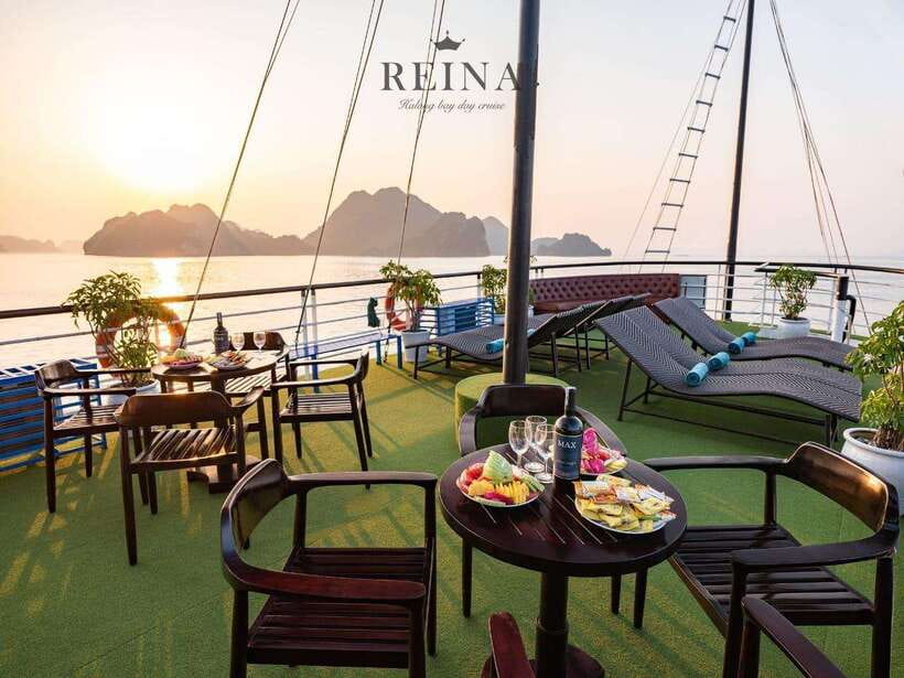 Halong Bay: Full-Day 4-Star Experience with Kayaking - Guides, food, and the $40 value