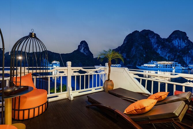 Halong Bay - Hera Luxury Day Cruise 7.5 Hours - Swimming at Frog Pond in Lan Ha Bay