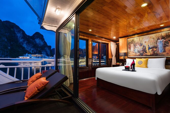 Halong Bay - Hera Luxury Day Cruise 7.5 Hours - Seafood lunch and the cooking class