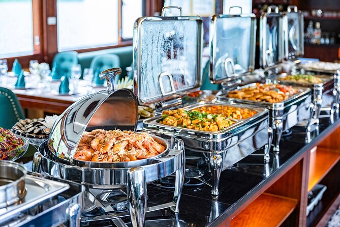 Halong Bay Luxury cruise Day trip: Buffet Lunch, Limousine bus - A full day from Hanoi to Ha Long Bay