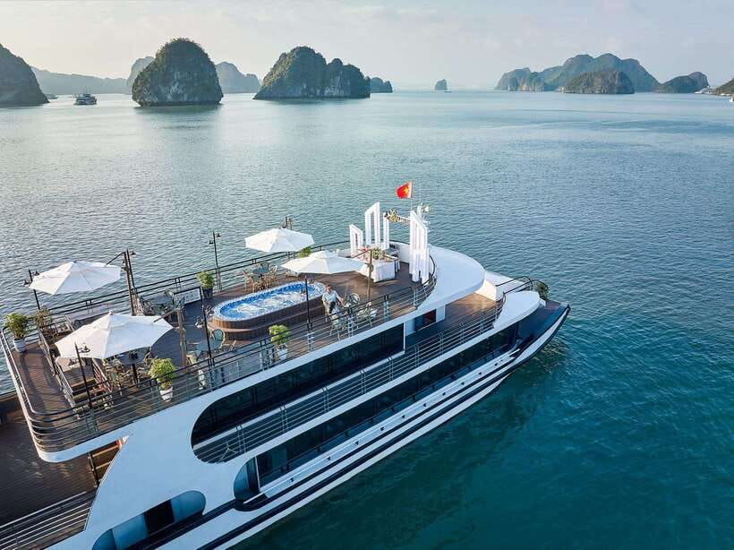 Halong Bay: Luxury Day Cruise with Buffet, Kayak, Swim - Surprising Cave and its crowded chambers