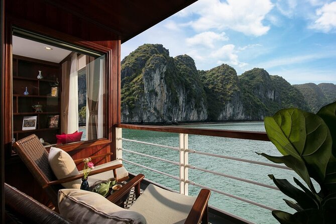 Halong Pandora 5 Star Cruise 2D1N-All Inclusive, cave, transfer - Kayaking, caves, and the busiest part of the day