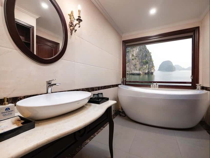 Hanoi: 2-Day Ha Long & Lan Ha Bay 5-Star Boat with Balcony - Brunch, checkout, and the return to Hanoi