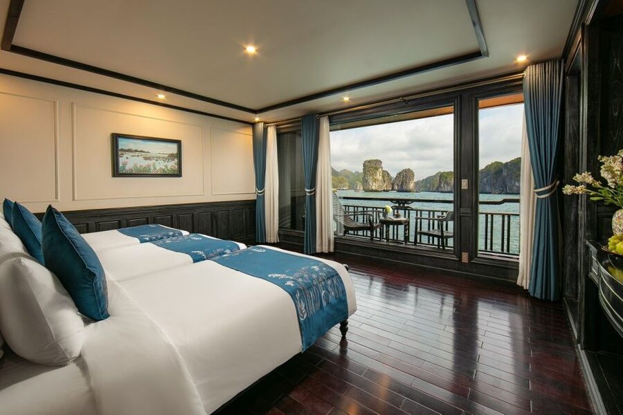 Hanoi: 3-Day Ha Long/Lan Ha Bay Cruise with Private Balcony - Day two: Viet Hai Village and a second afternoon on the bay