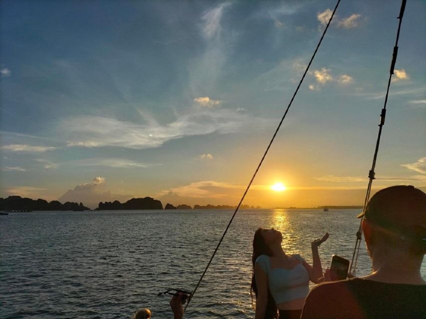 Hanoi: 3-Day Ninh Binh, Ha Long, & Lan Ha Bay 5-Star Cruise - The guide makes a difference in Ninh Binh
