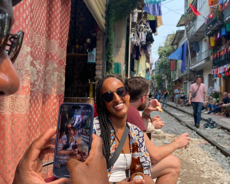 Hanoi: All-in-One Walking Tour Through a Train Street - Đình Kim Ngân and the old streets around Thanh Hà
