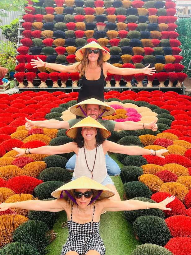 Hanoi: Artisan Tour with Incense, Hat-Making, or Ceramics - Bat Trang Ceramic Village and the chance to shape clay