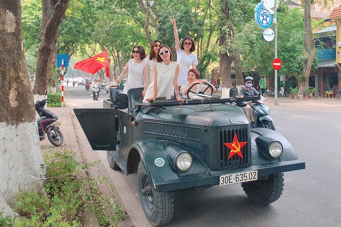 Hanoi Backstreet Jeep Tour : Hanoi HIGHTLIGHTS and HIDDEN GEMS - Train Street: a famous stop with a schedule caveat