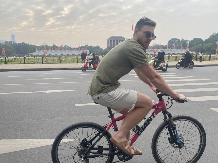Hanoi: Bike Tour Through Hidden Gems and Banana Island - Train Street: a timed stop with a famous backdrop