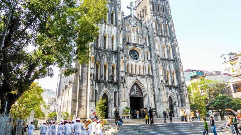 Hanoi: City Highlights Tour with Train Street & Hidden Gems - Who should book this tour