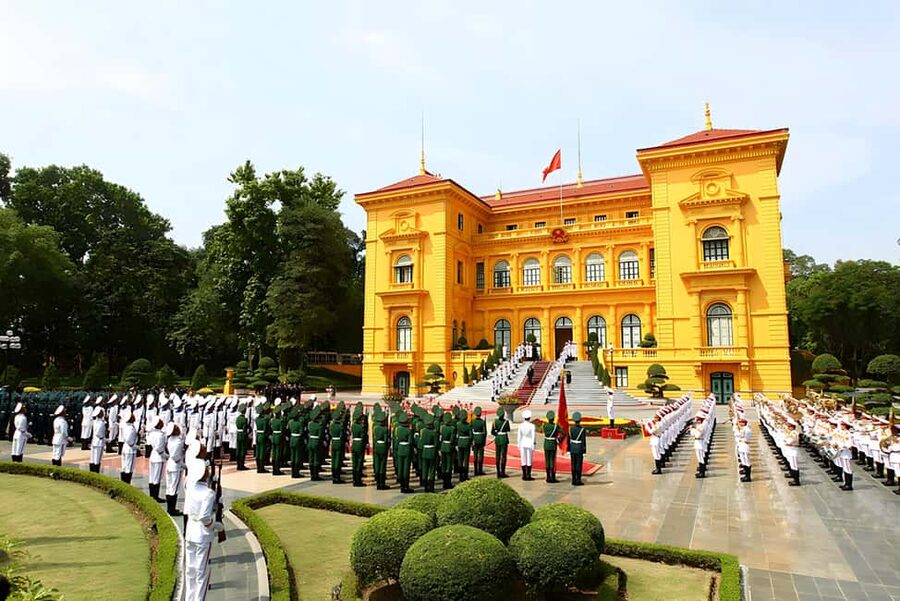 Hanoi City Highlights Walking Tour – Landmarks & History - Vietnamese art at the National Fine Arts Museum