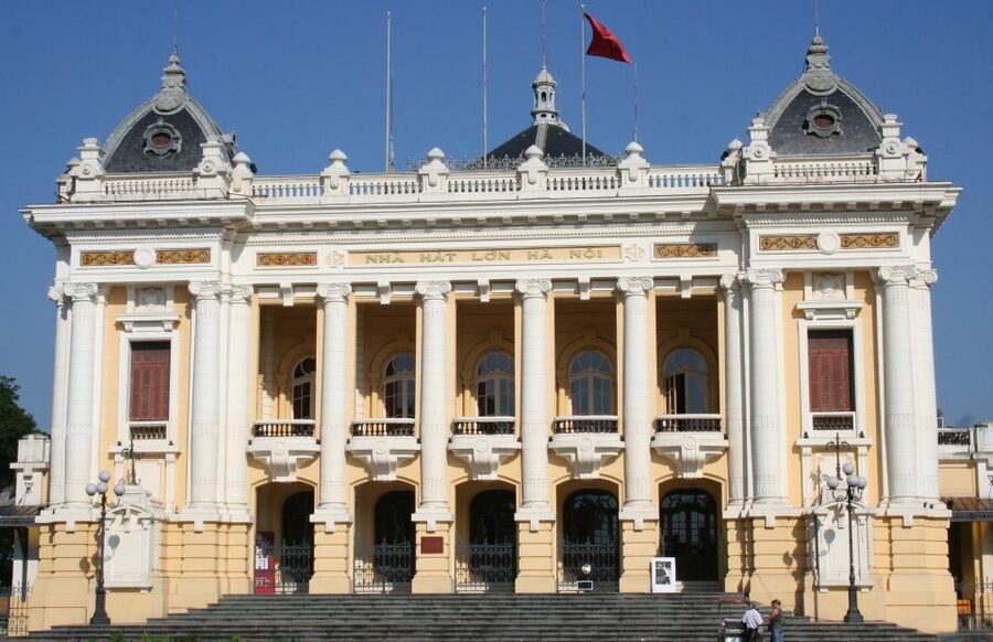 Hanoi: City Sightseeing Motorbike Tour - Why a motorbike is the smart way to see Hanoi