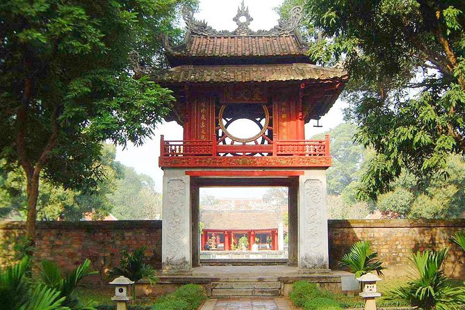 Hanoi City Tour: Private Half-Day to Hidden Corners &Train Street - The Old Quarter works best on foot