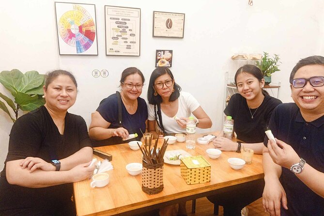 Hanoi Food Tours - Six to eight food stops in two hours and 20 minutes