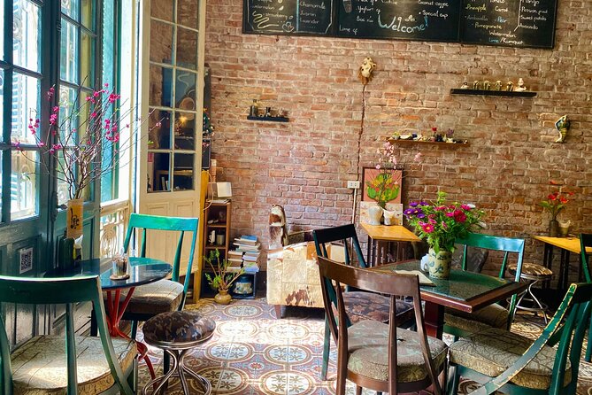 Hanoi French Quarter: Coffee and Stories - The Sofitel Legend Metropole and colonial Hanoi