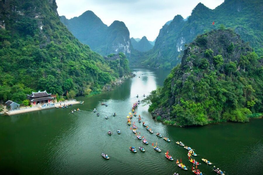 Hanoi: Guided Full-Day Hoa Lu, Trang An and Mua Cave Tour - What the $49 price really includes