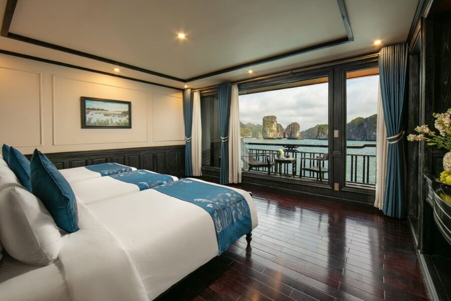 Hanoi: Halong Bay 2-Day 5-Star Balcony Cruise & Bathtub - Morning Tai Chi and the second day