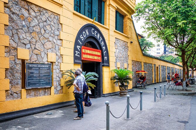 Hanoi Heritage Premium Daily Tour - Limousine travel and a 19-person group