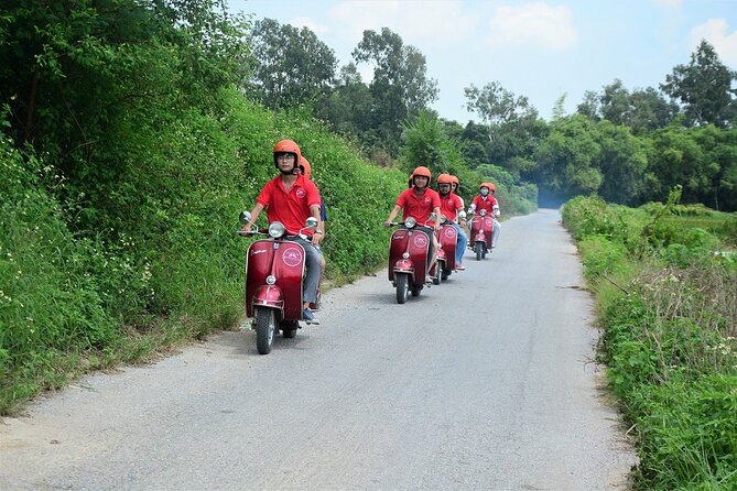 Hanoi Jeep Food Tour Led By Women - Stop four: Dinner around Truc Bach Lake