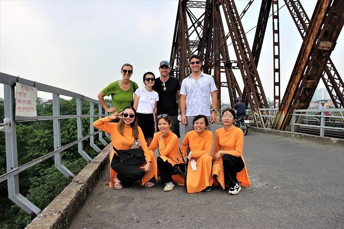 Hanoi Jeep Tours Led By Women: Hanoi Countryside Jeep Tours - A Vietnamese meal near Truc Bach Lake