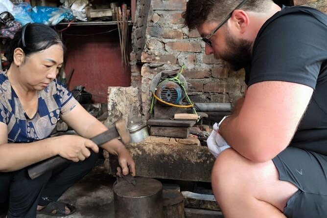 Hanoi Knife Making Traditional Workshop - Meeting the family behind the workshop