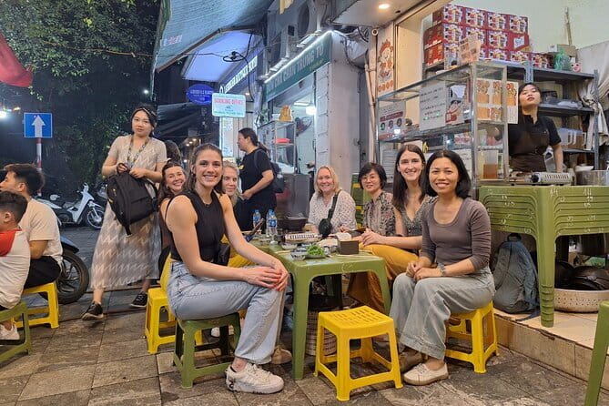 Hanoi Michelin Star Food Tour Via Jeep, Vespa or Motorbike - Fresh beer and the Văn Chương backstreets