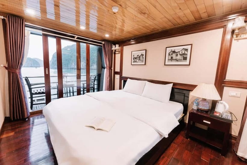 Hanoi/Ninh Binh: 2-Day Lan Ha Bay & Cat Ba with Small Cruise - Cabins and the important upper-deck choice