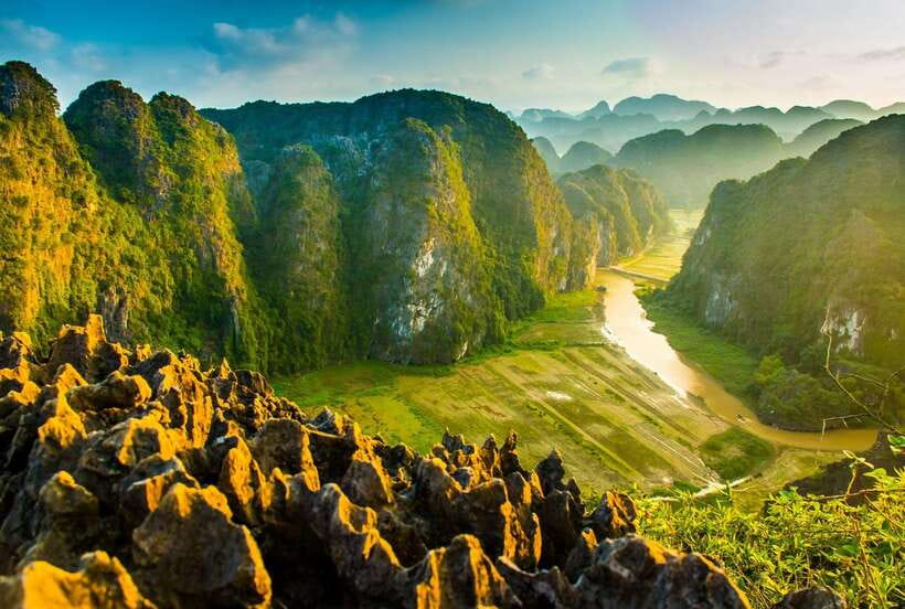 Hanoi: Ninh Binh, Trang An, Mua Cave and Bai Dinh Pagoda - The morning ride from Hanoi’s Old Quarter