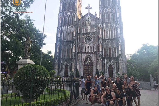 Hanoi old quarter sightseeing & street food eating by Motorcycle - A useful first-day food lesson