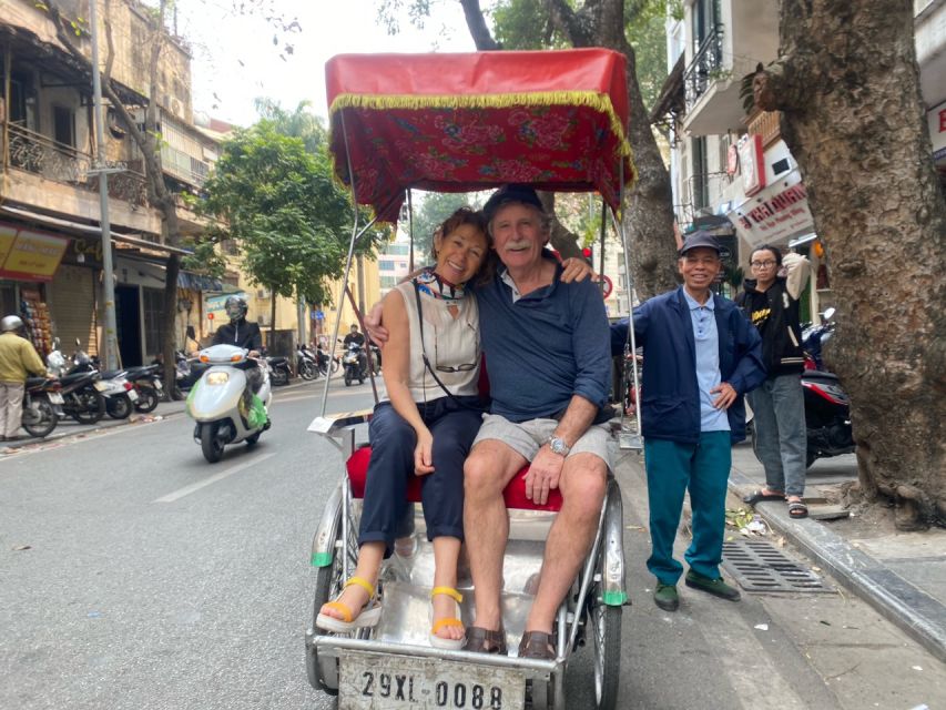 Hanoi: Old Quarter Trishaw Cyclo Tour - Hoan Kiem Lake sets the pace
