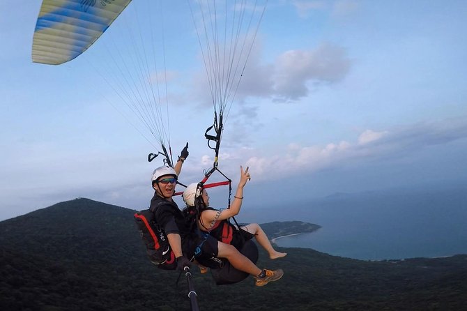 Hanoi Sky Tour: Paragliding - What the 10 to 20 minute flight feels like