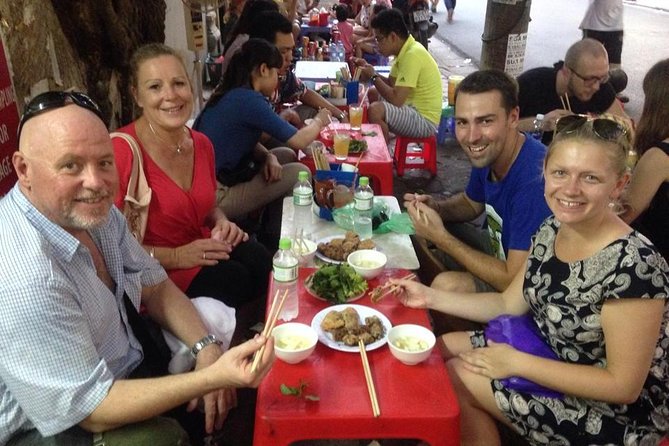 Hanoi Street Food: Small Group Walking Tour with Real Foodie - Why this food walk works in Hanoi’s Old Quarter