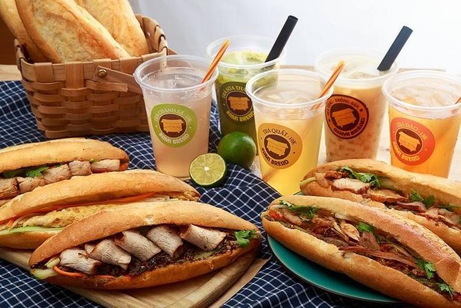 Hanoi Street Food: Small Group Walking Tour with Real Foodie - A serious amount of Vietnamese food in three hours