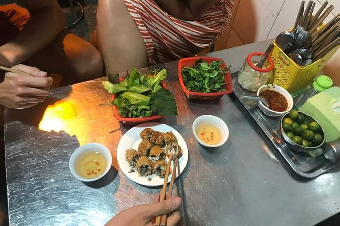 Hanoi street food tour (small group) - Banh cuon and Hanoi’s lighter side