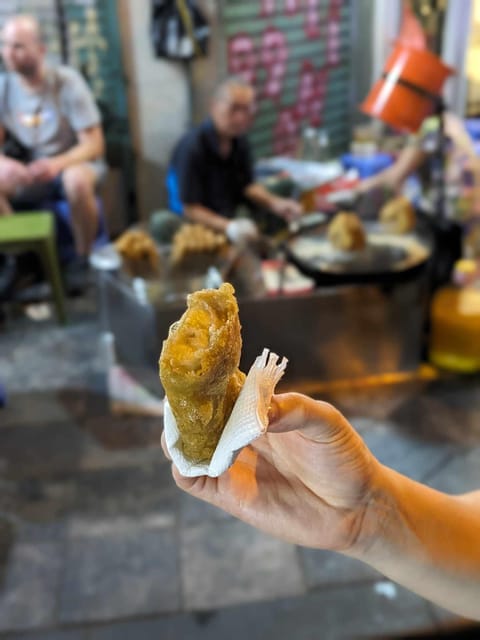 Hanoi: Street Food Tour with Train Street & Hidden Alleyways - What the guides add to the walk