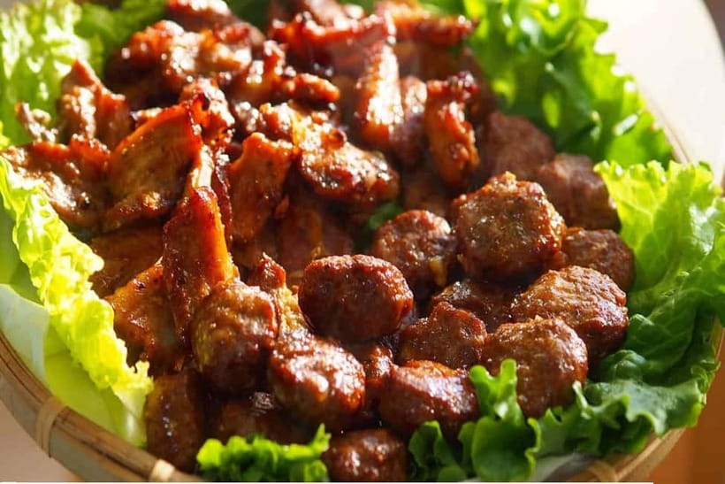 Hanoi: Street Food Tour with Train Street & Hidden Alleyways - Timing, group size, and comfort