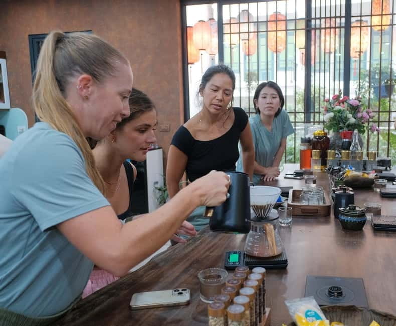 Hanoi Ultimate Coffee Workshop: Make, Learn & Taste - Wine, lunch and the extra restaurant stop