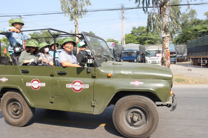 Hanoi Vespa Tours: Hanoi Countryside Vintage Vespa Tours - Dirt roads and the bonsai tradition in Lai Da
