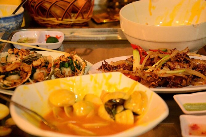 Hanoi Vespa Tours: Hanoi Vintage Vespa Food Tours - West Lake and the flag ceremony