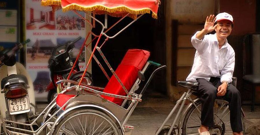 Hanoi Walking Street Food Tour & Cyclo Ride - The first plates: spring rolls, pillow cakes, and bun cha