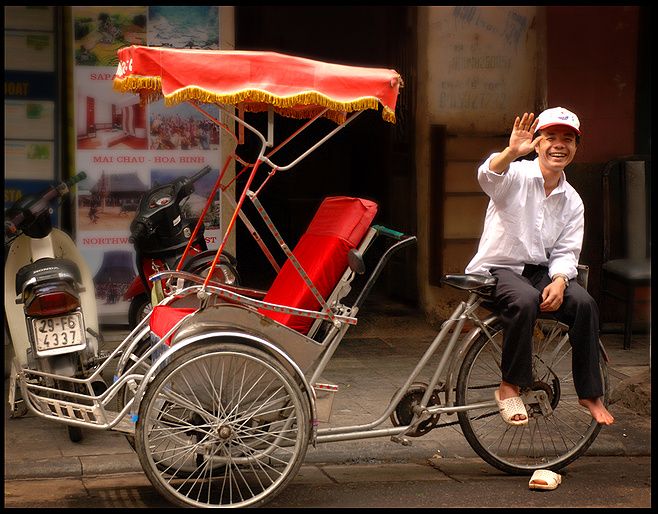 Hanoi Walking Street Food Tour & Cyclo Ride - Starting in Hanoi’s Old Quarter