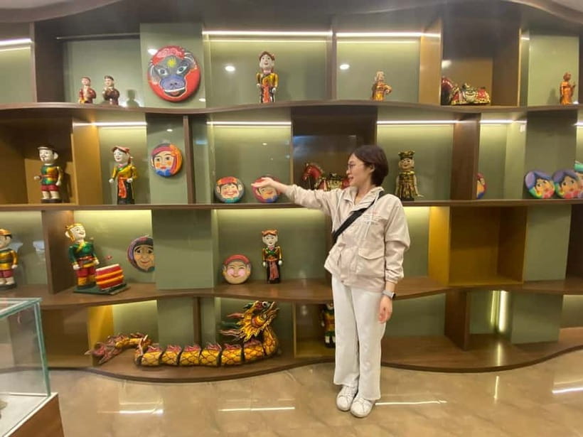 Hanoi: Water Puppet Show Entry Ticket - The first sounds: northern Vietnamese folk music